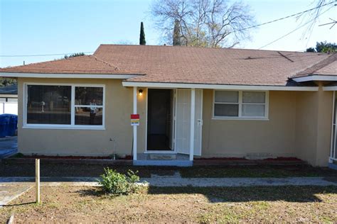 This charming single family home is located in a great part of Ventura, near the 126 freeway off Kimball Road and Thille St. . Backhouse for rent in orange county